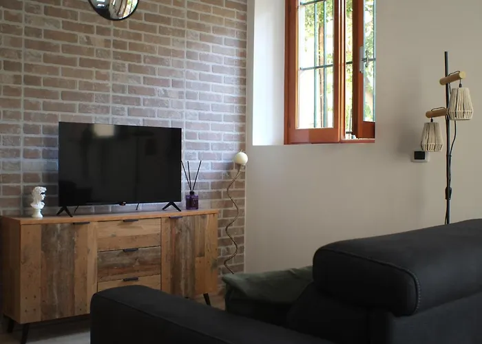 Διαμέρισμα Loft 44 - Citta Del Miracolo - Private Parking *